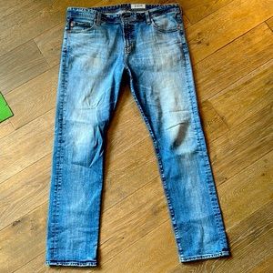 AG The Everett light wash jeans